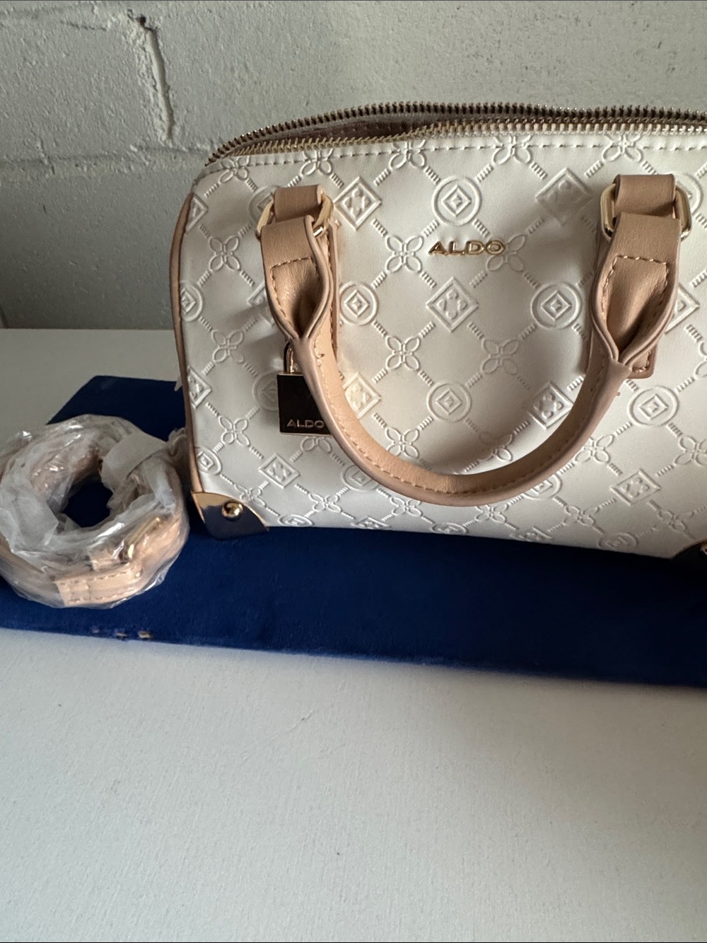 ALDO White Satchel with Beige Trim and Gold Hardware - Picture 6 of 6